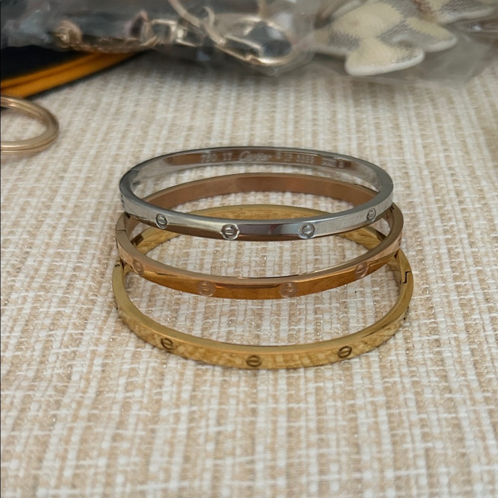 Elegant Gold and Silver Bangle Set